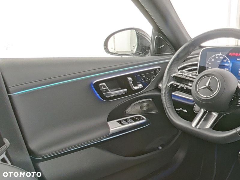 Mercedes-Benz Klasa E 300 de PHEV AMG 9G-Tronic - 5
