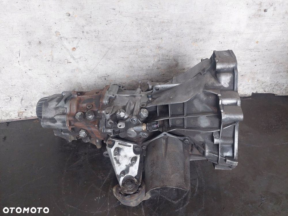 SKRZYNIA BIEGÓW 5B VOLKSWAGEN PASSAT B5 EYZ 1.9 TDI - 1