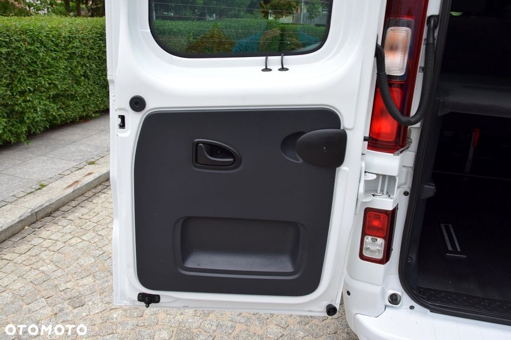 Renault Trafic - 14