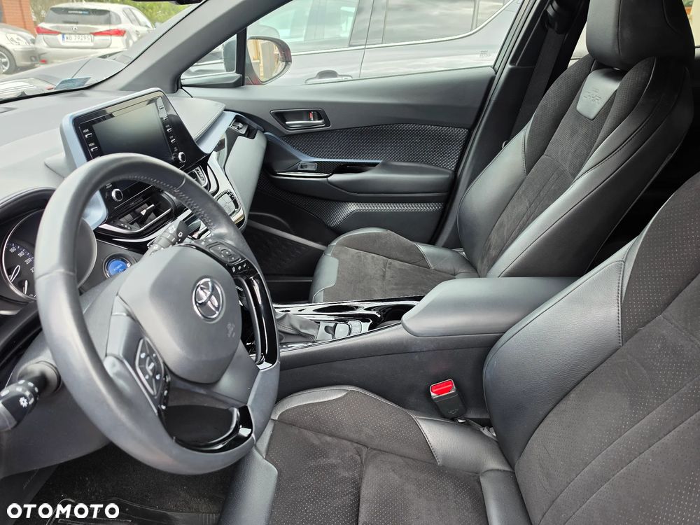 Toyota C-HR - 13
