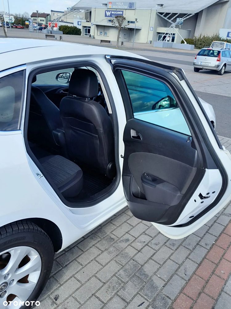 Opel Astra 1.4 T Business EU6 - 20