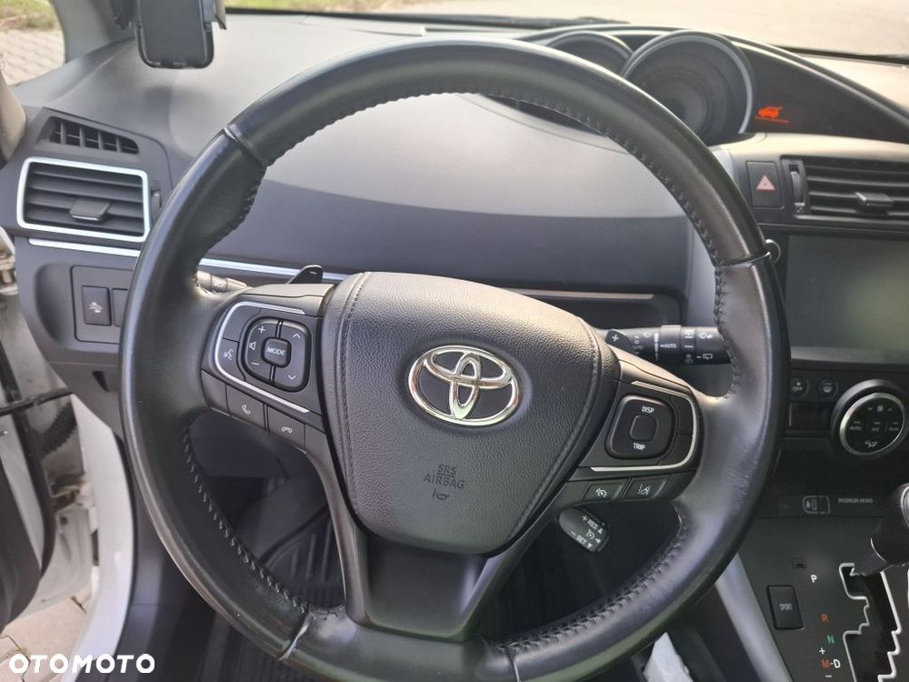 Toyota Verso 1.8 Premium MS - 19