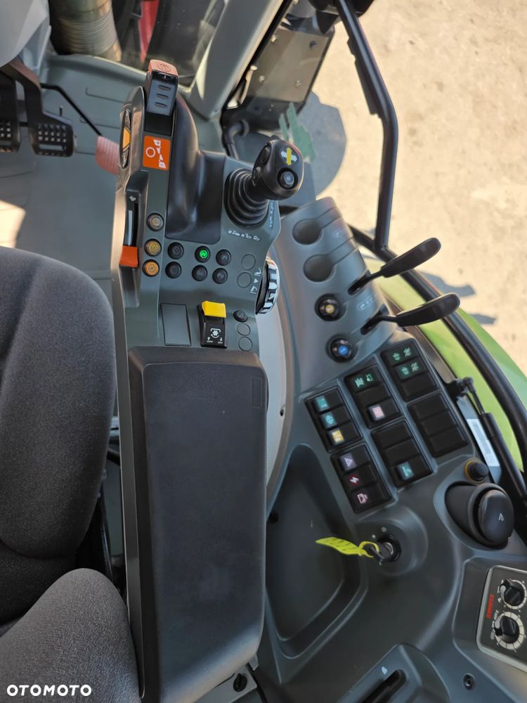 Claas Arion 530 CIS - 12
