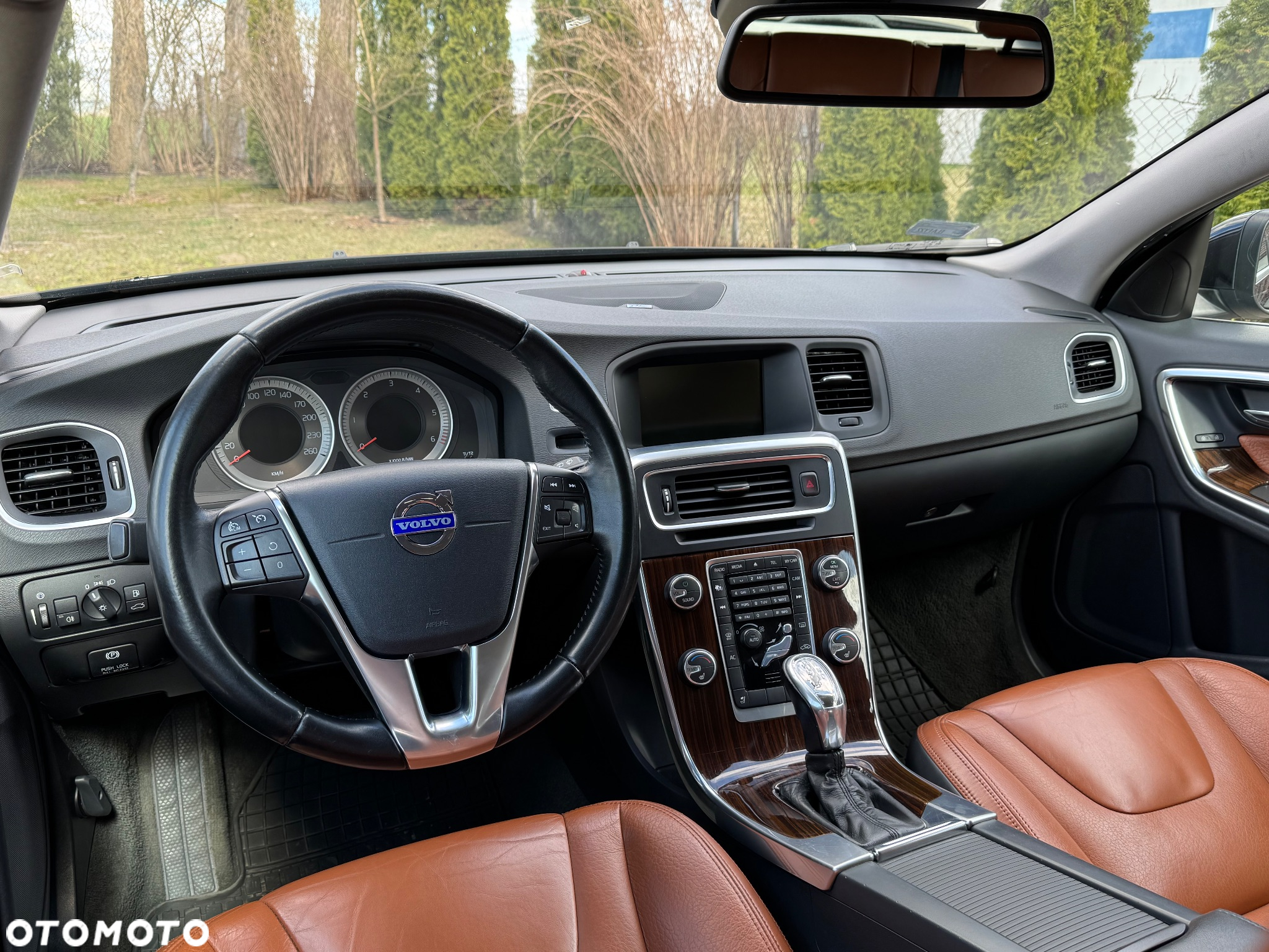 Volvo V60 - 13