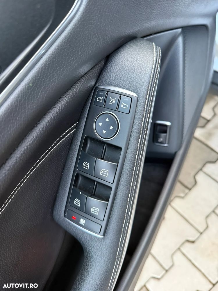 Mercedes-Benz GLA 200 AMG Line - 32