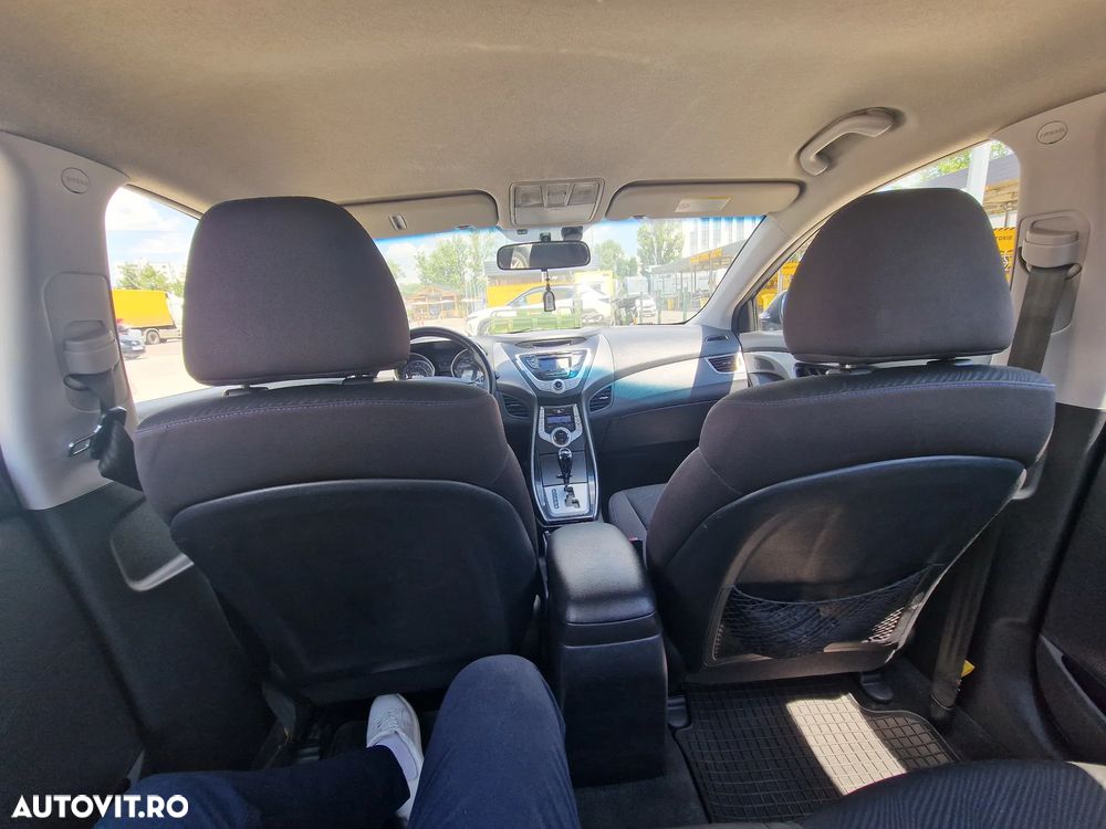Hyundai Elantra 1.6 MPi Aut. Exclusive - 18