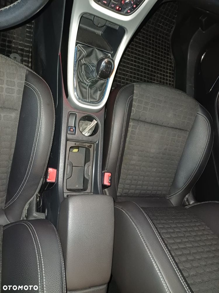 Opel Astra - 28