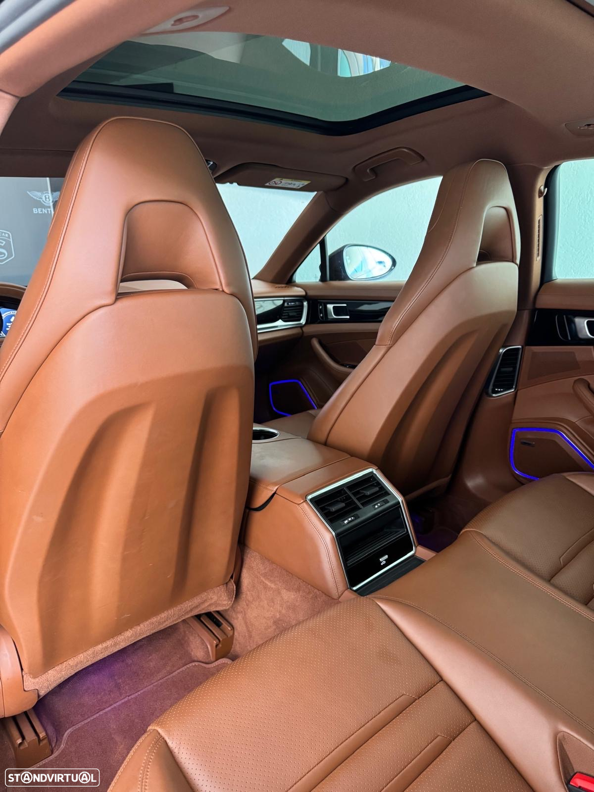 Porsche Panamera Sport Turismo - 15