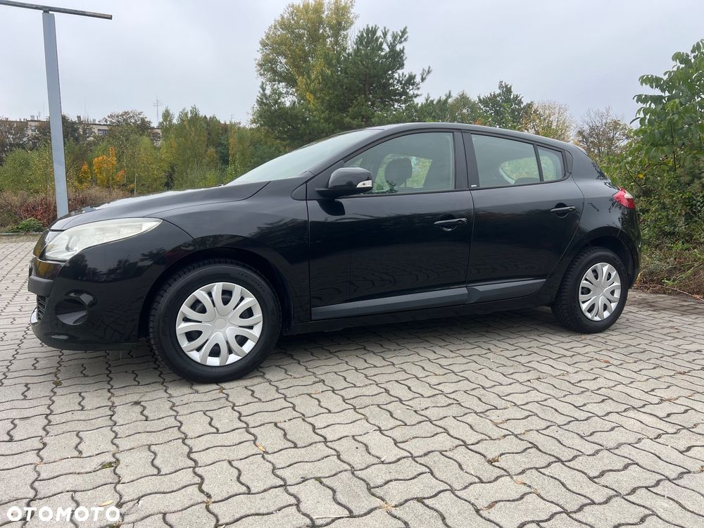 Renault Megane 2010 photo 3