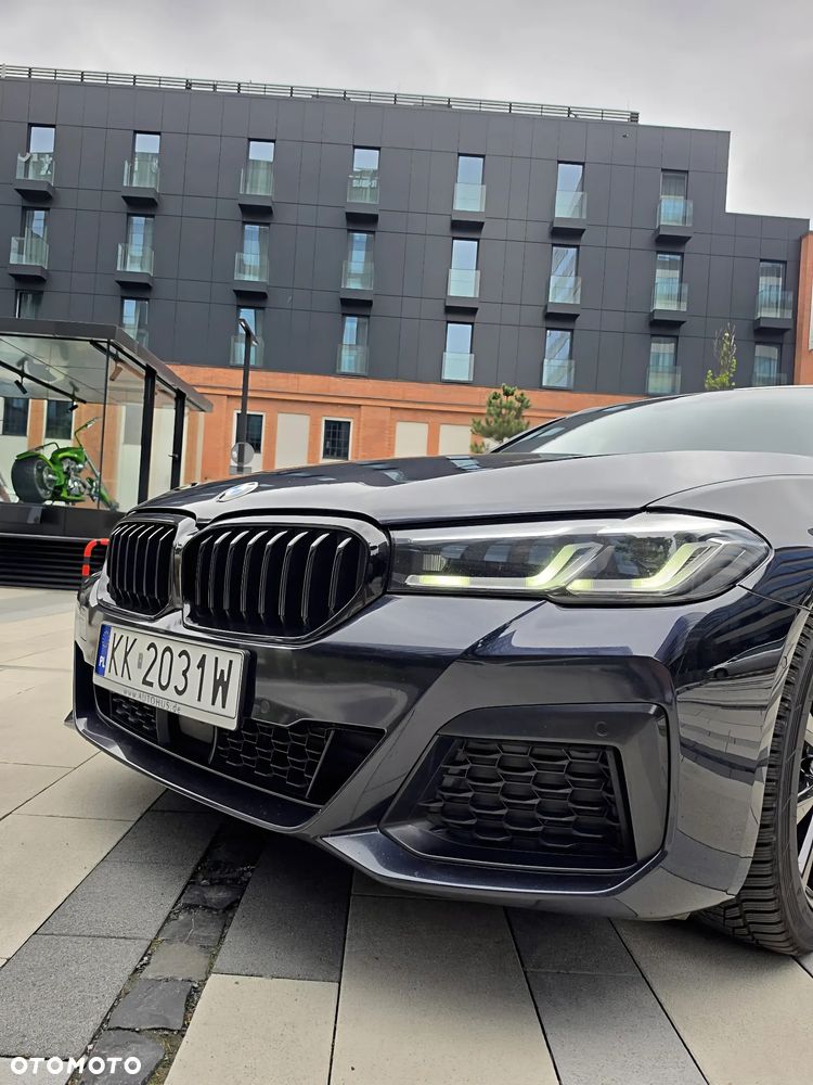 BMW Seria 5 520d M Sport Edition - 9