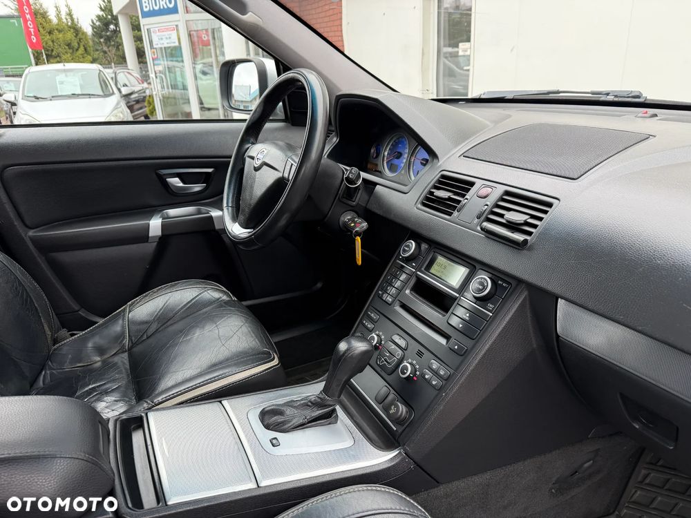 Volvo XC 90 D5 AWD Executive - 32