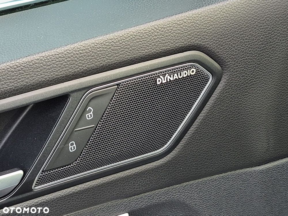 Volkswagen Tiguan - 24