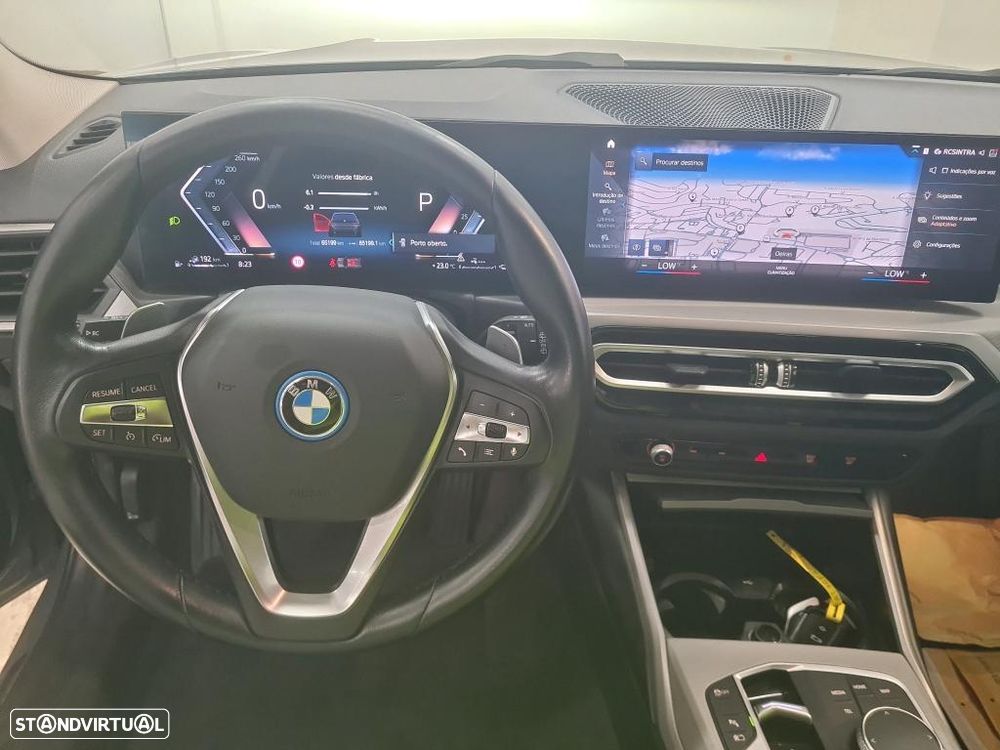BMW 320 e Auto - 9