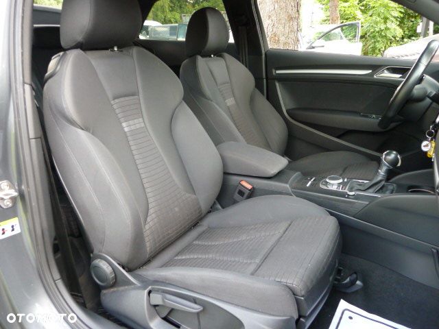 Audi A3 3-drzwiowe 1.6 TDI clean diesel Attraction S tronic - 32