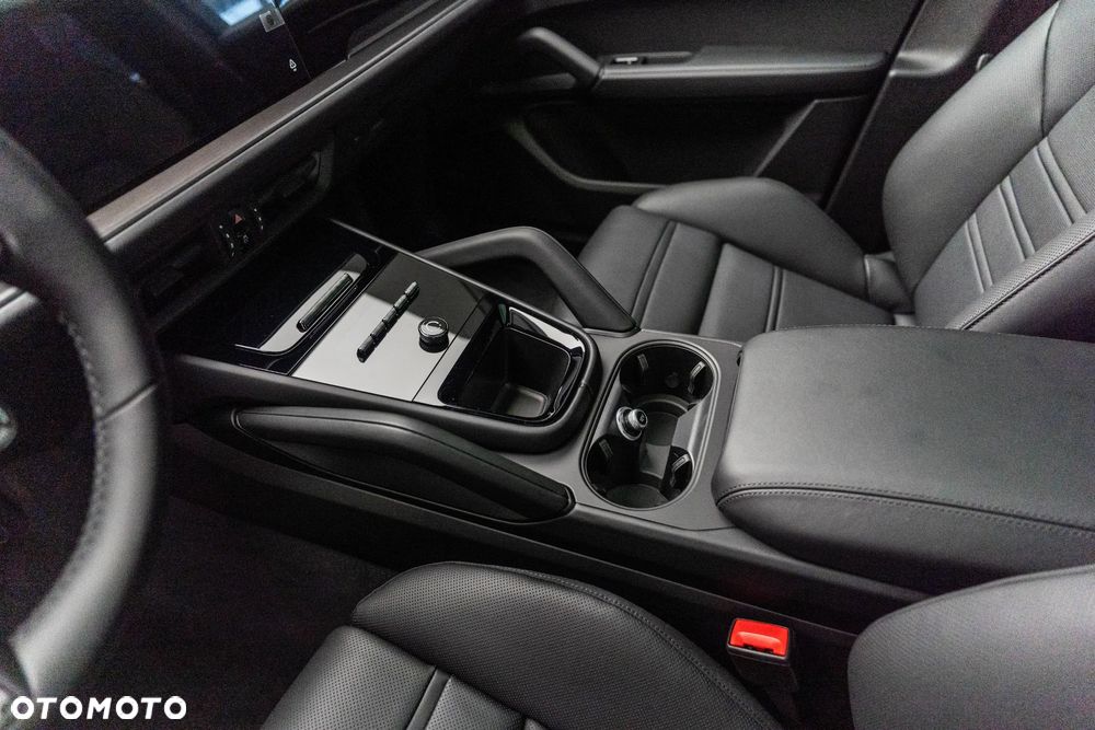 Porsche Cayenne Black Edition - 19