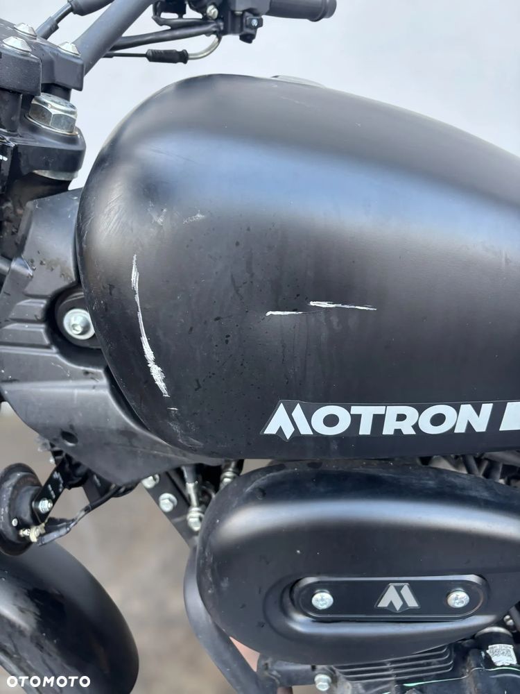 Motron Revolver - 16