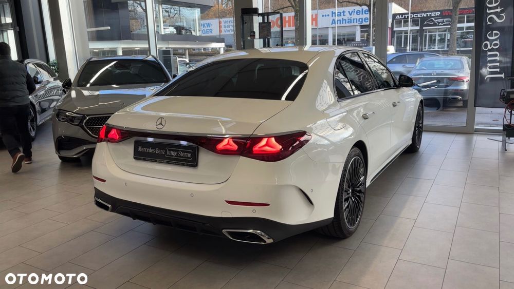 Mercedes-Benz Klasa E 220 d AMG - 40