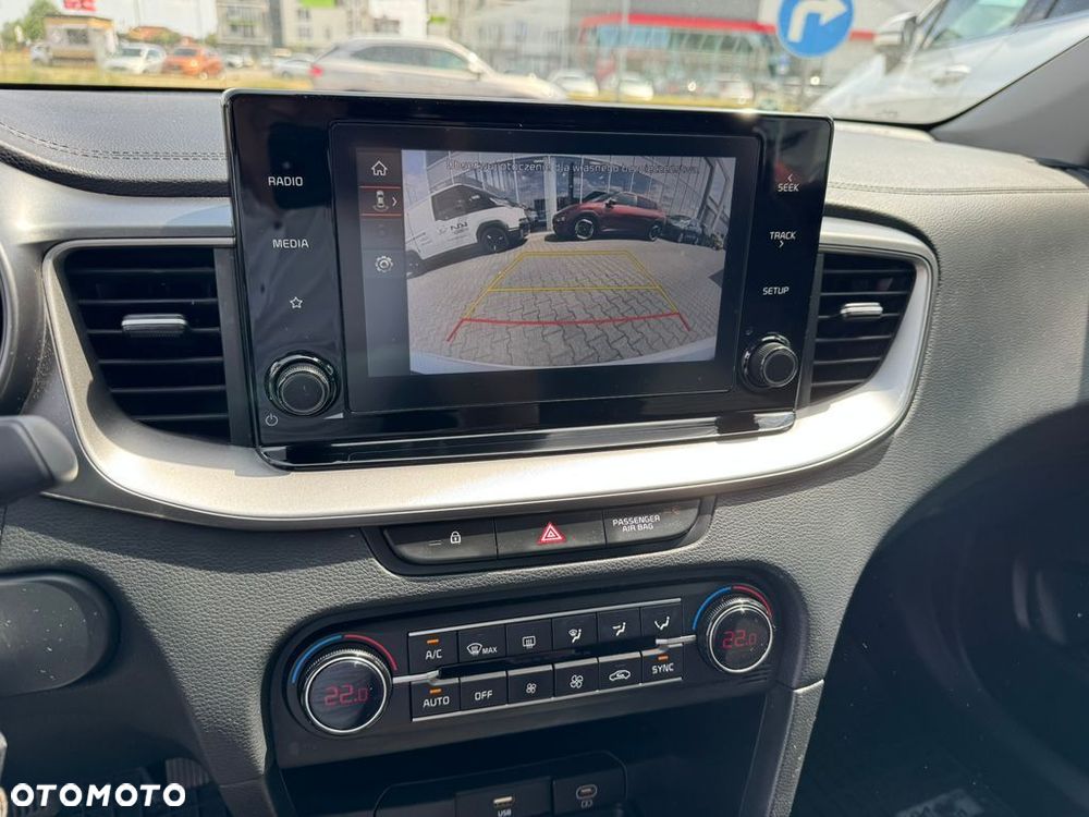 Kia Ceed 1.5 T-GDI M DCT - 10