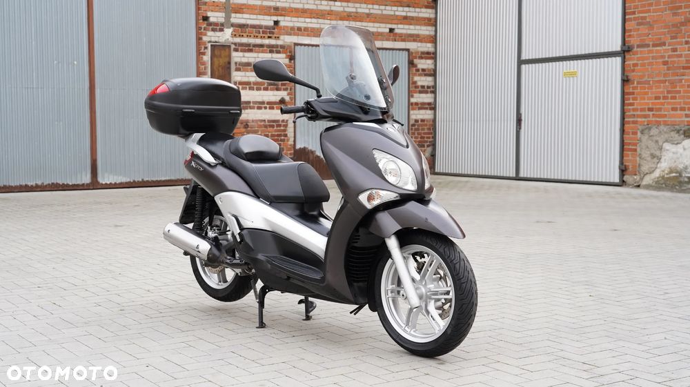 Yamaha X-max - 7