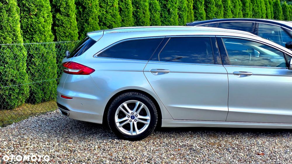 Ford Mondeo - 23