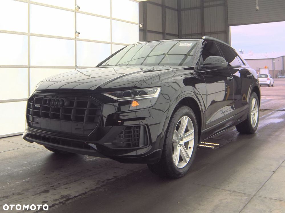 Audi Q8 55 TFSI quattro tiptronic - 1