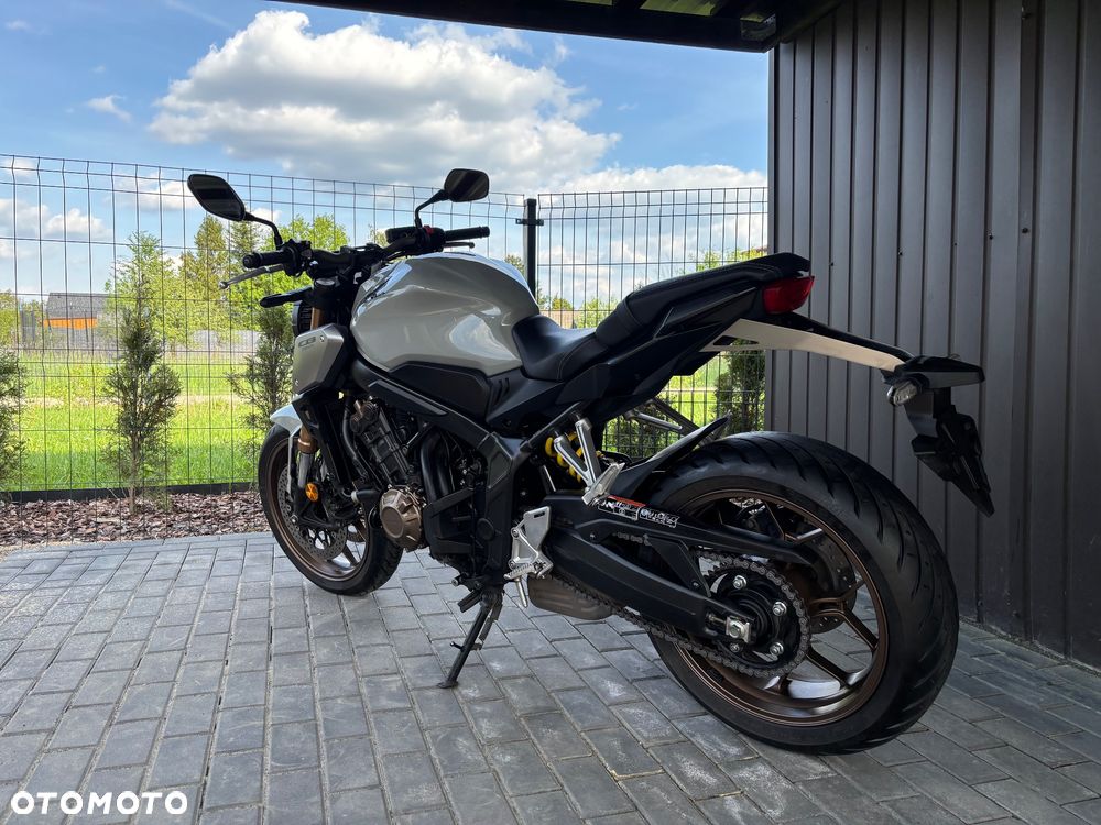 Honda CB - 25