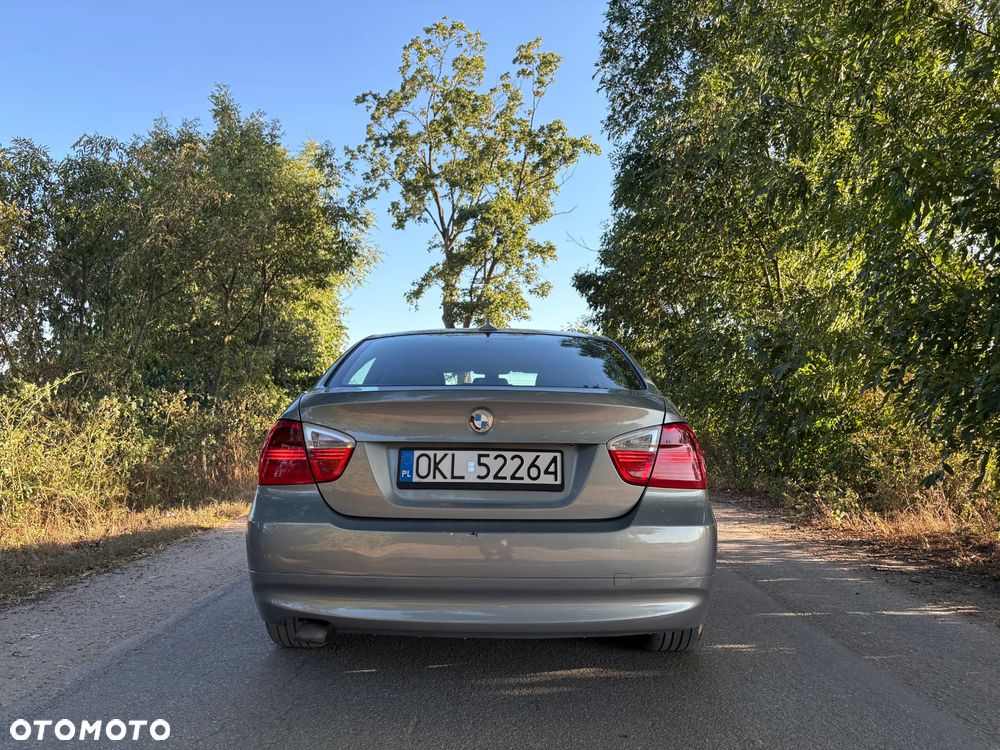 BMW Seria 3 320d - 6