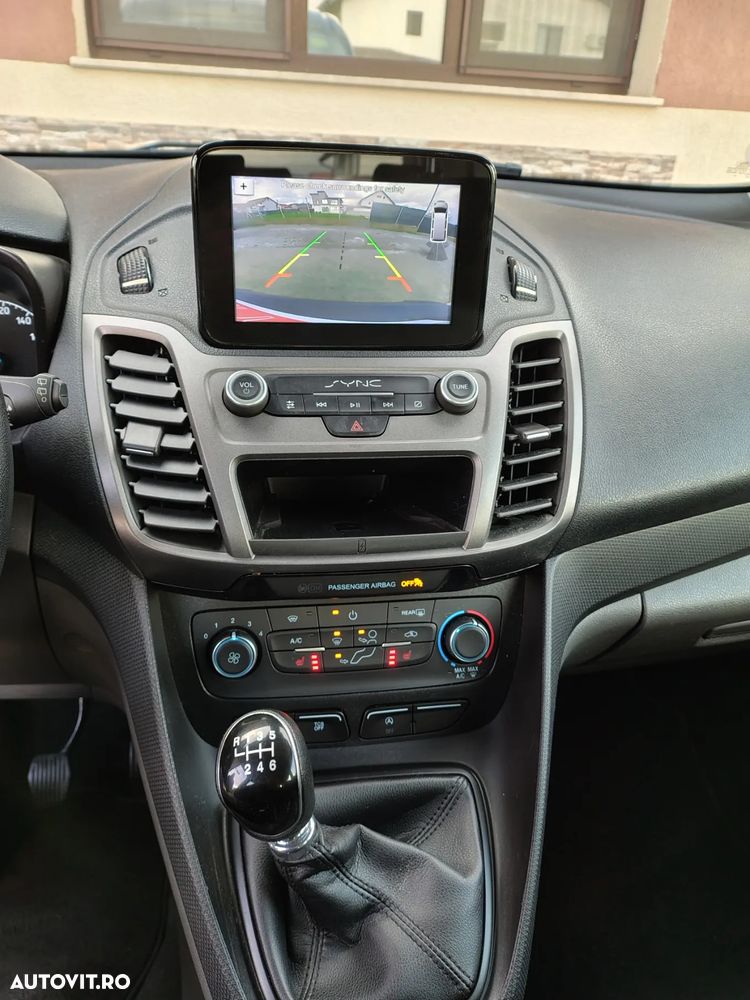 Ford Tourneo Connect 1.5 EcoBlue Start-Stop Trend - 6