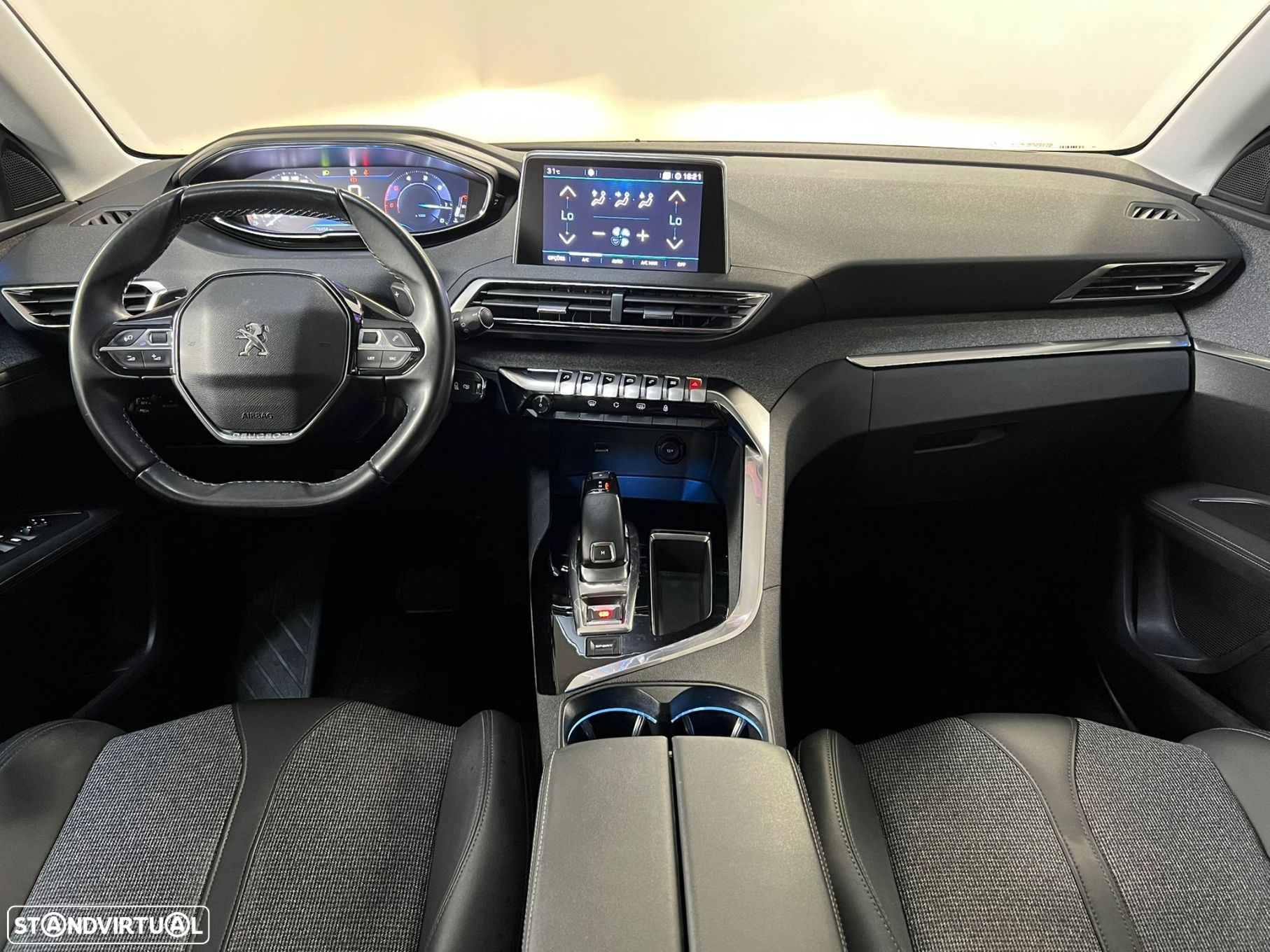Peugeot 3008 1.5 BlueHDi Allure Pack EAT8 - 8