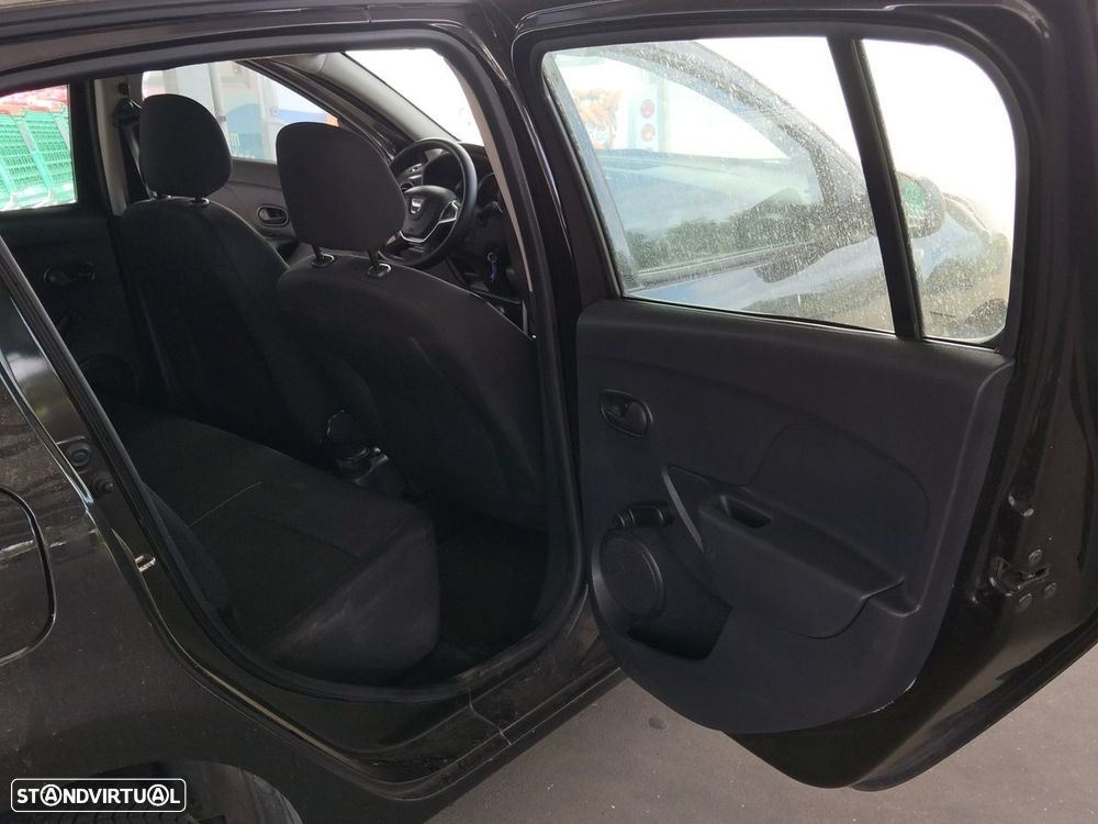 Dacia Sandero - 7