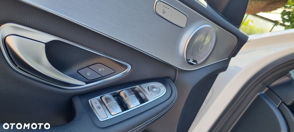 Mercedes-Benz Klasa C 200 T 7G-TRONIC AMG Line - 28