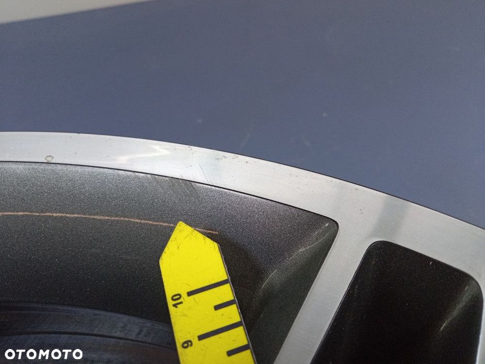 BENTLEY BENTAYGA FELGA ALUMINIOWA 10JX21H2 ET28 \ BBS\ - 14