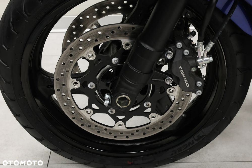 Suzuki GSX - 35