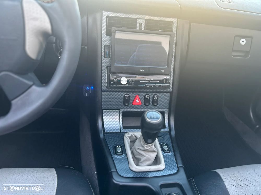 Mercedes-Benz SLK 200 Kompressor - 16