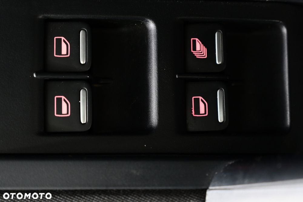 Volkswagen Beetle 1.6 TDI - 29