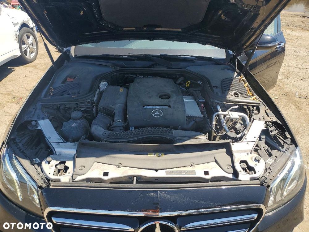 Mercedes-Benz Klasa E - 11