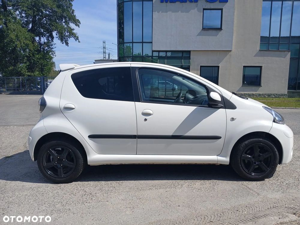 Toyota Aygo City - 8