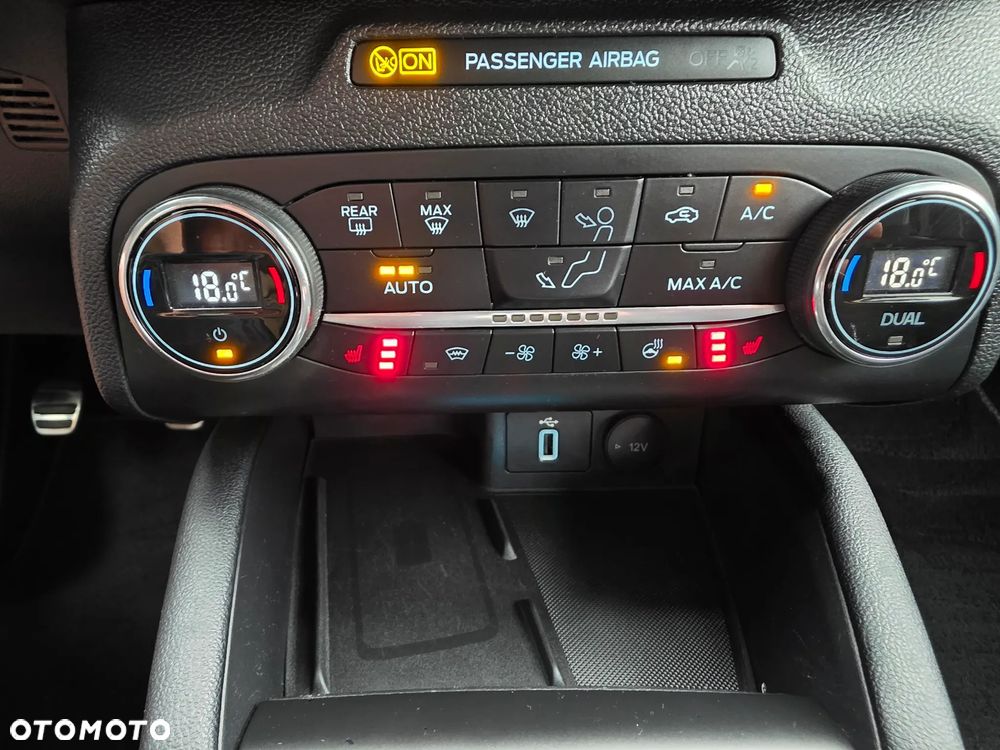 Ford Focus Turnier 2.0 EcoBlue S&S ST mit Styling-Paket - 18