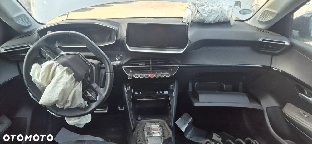Peugeot 208 Allure Pack - 27