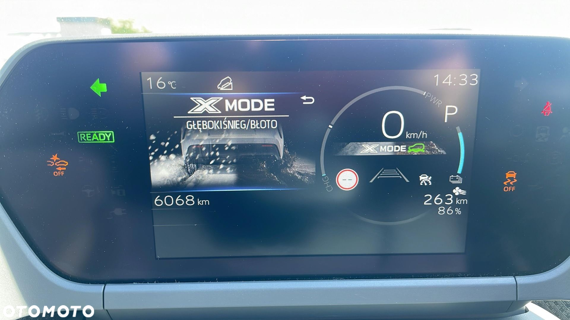 Toyota bZ4X 71.4kWh 4x4 Prestige - 29