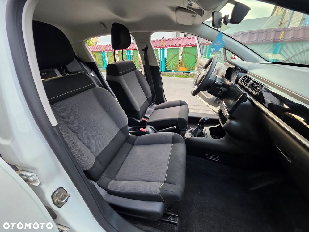 Citroën C3 BlueHDi 100 S&S FEEL - 13