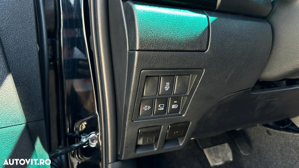 Toyota Hilux 2.8D 204CP 4x4 Double Cab AT MHEV Invincible Color Edition (3E5) - 20