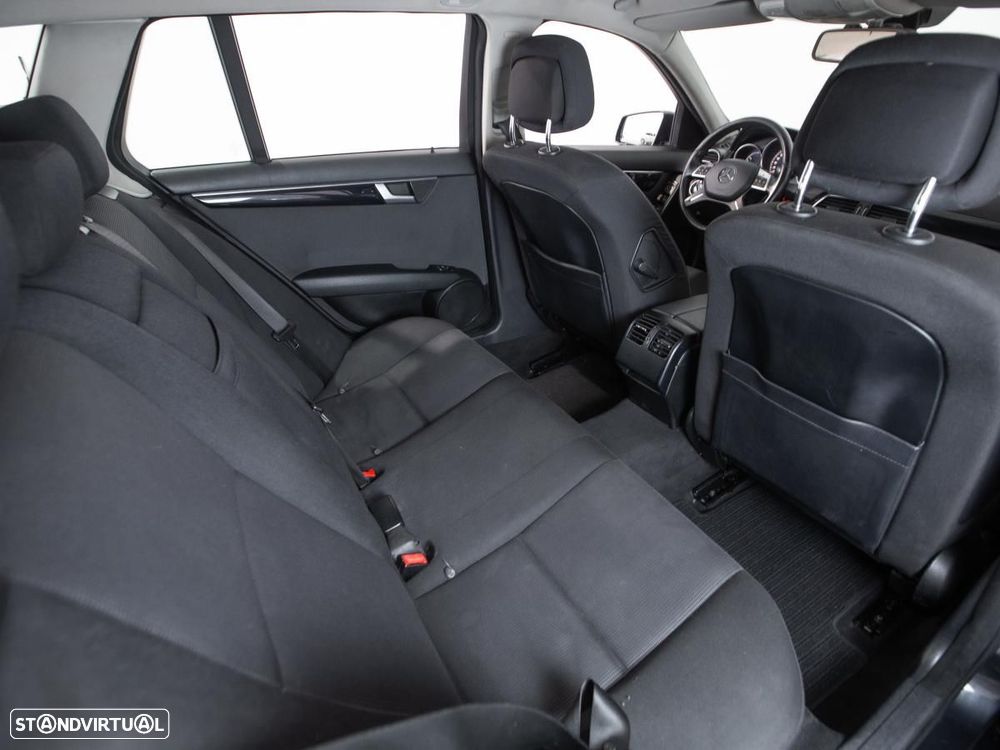 Mercedes-Benz C 220 - 10