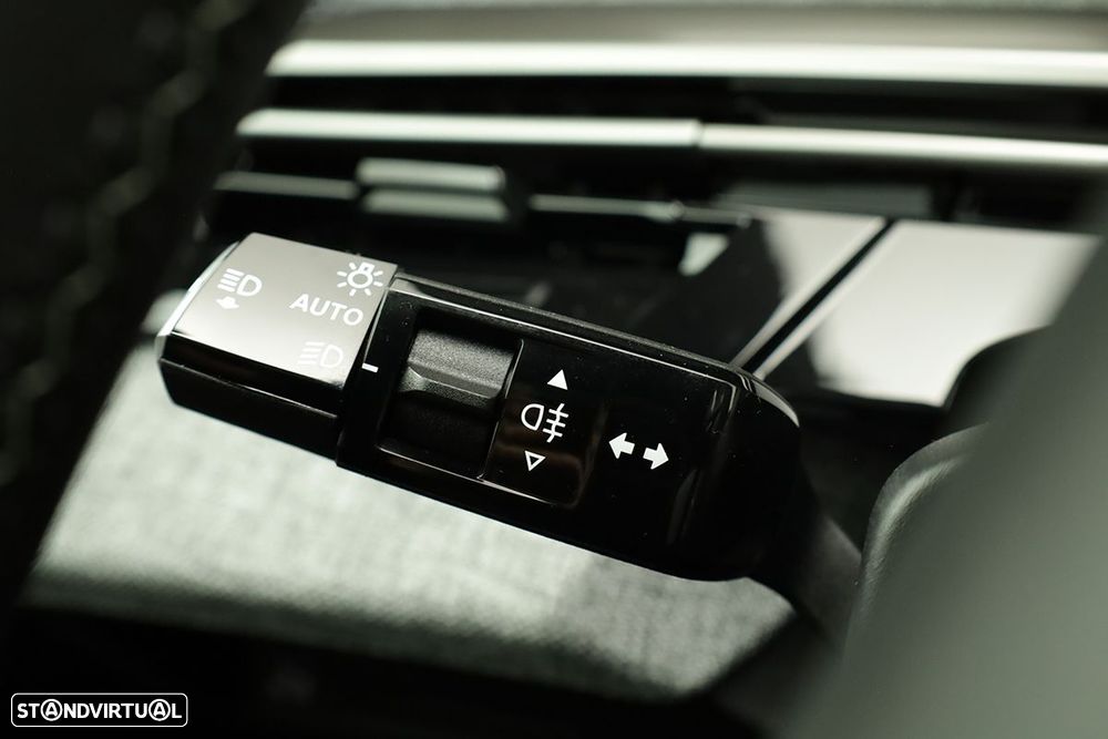 Peugeot 5008 1.2 Hybrid GT e-DCS6 - 17