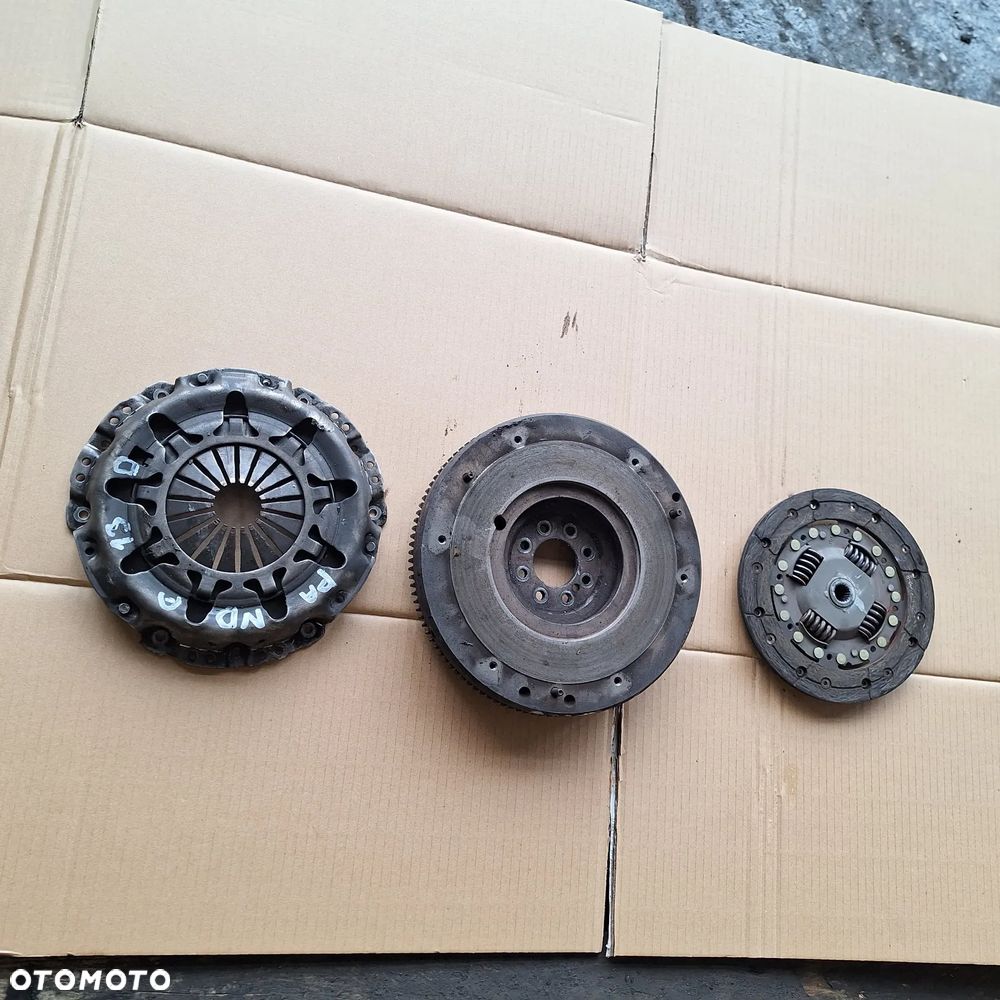 sprzeglo dwumasa tarcza docisk panda II doblo punto 1.3 jtd - 2