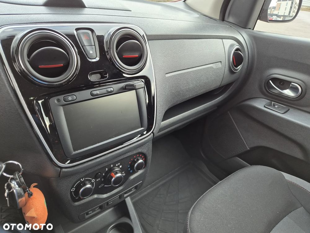 Dacia Lodgy 1.3 TCe Stepway S&S - 13