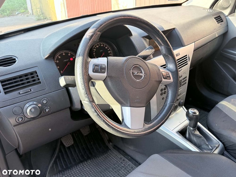 Opel Astra 1.4 Selection - 9