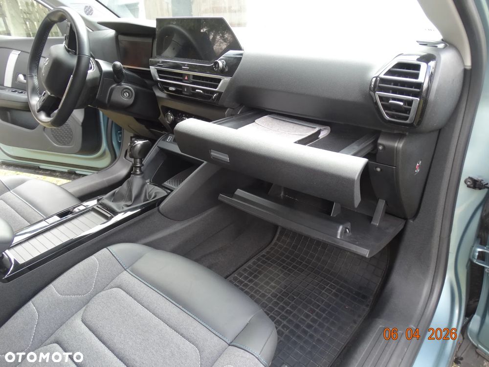 Citroën C4 1.2 PureTech C-Series S&S - 13