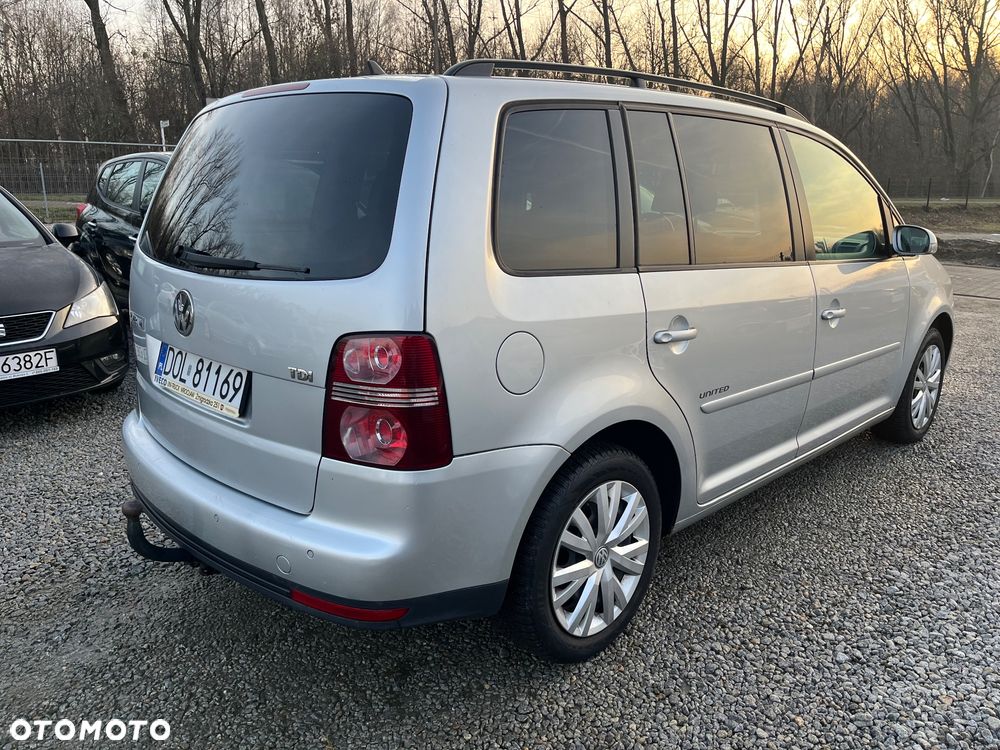 Volkswagen Touran 1.9 TDI United - 6