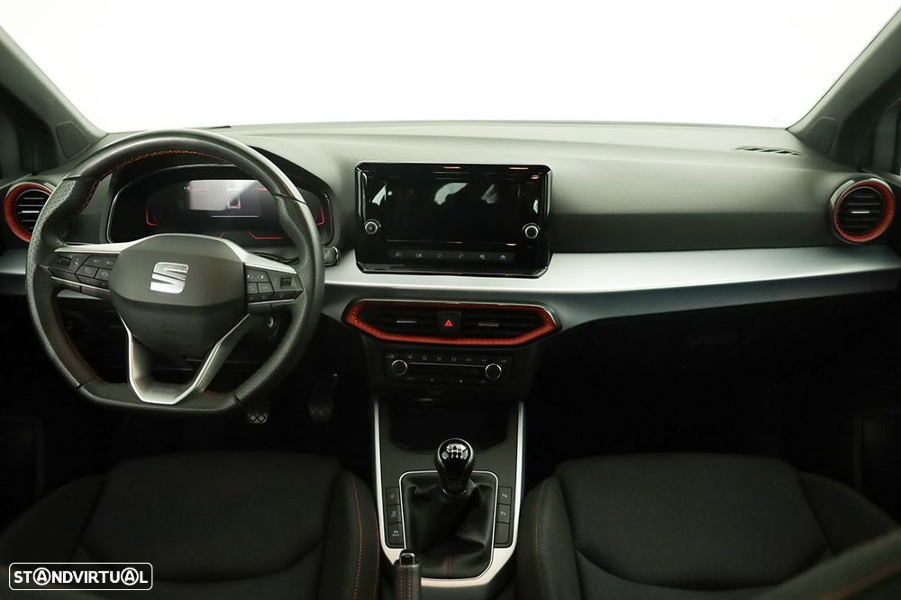 SEAT Arona 1.0 TSI FR - 8